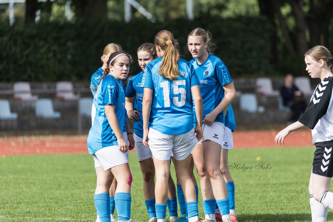 Bild 67 - wBJ VfL Pinneberg - Germania Schnelsen : Ergebnis: 15:1